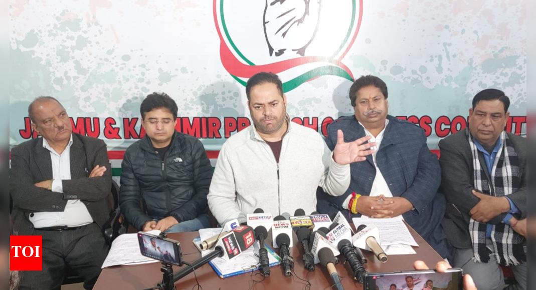 ghulam-nabi-azad-led-dap-collapsing-under-its-own-weight-jkpcc-chief