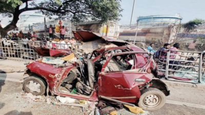 Eight-month-old among 5 injured in rear-end crash in Maharashtra