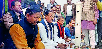 Ensure transparency in land allotmentin Magh Mela area, Dy CM tells officials