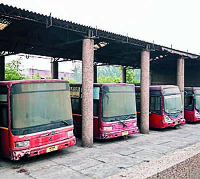Fate of 37 ramshackle buses hangs in balance after F&CC meet deferred