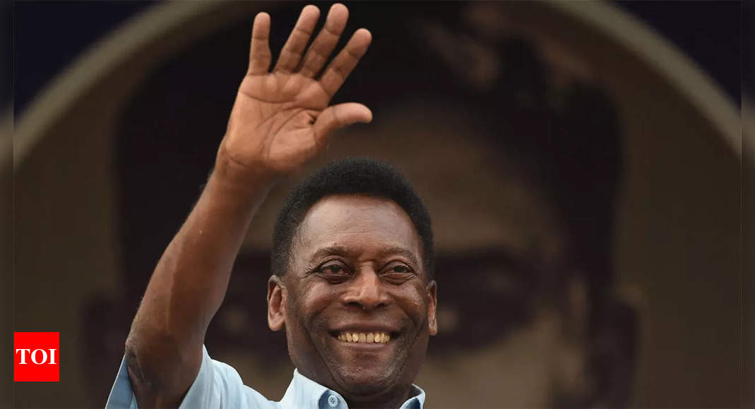 Pele’s family gather at his hospital bedside on Christmas Eve | Football News – Times of India