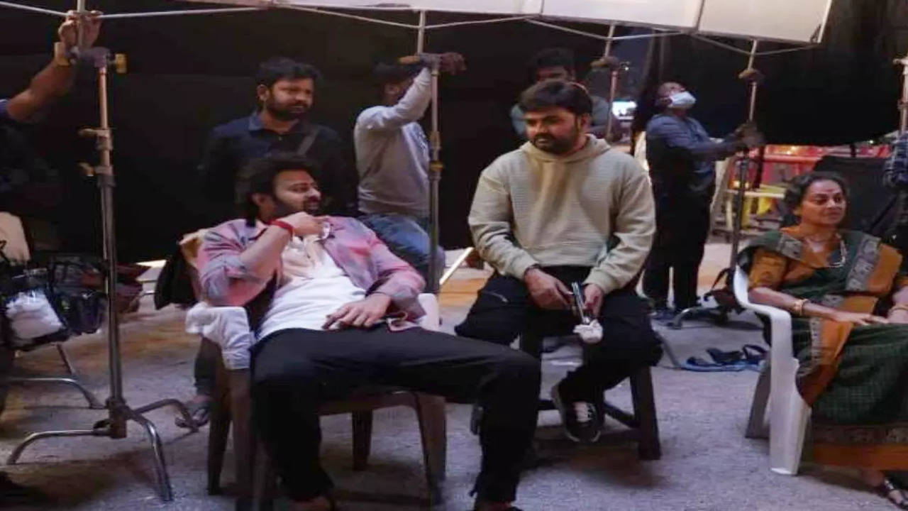 Prabhas joins the sets of Maruthi's film; see leaked pic | Telugu Movie  News - Times of India