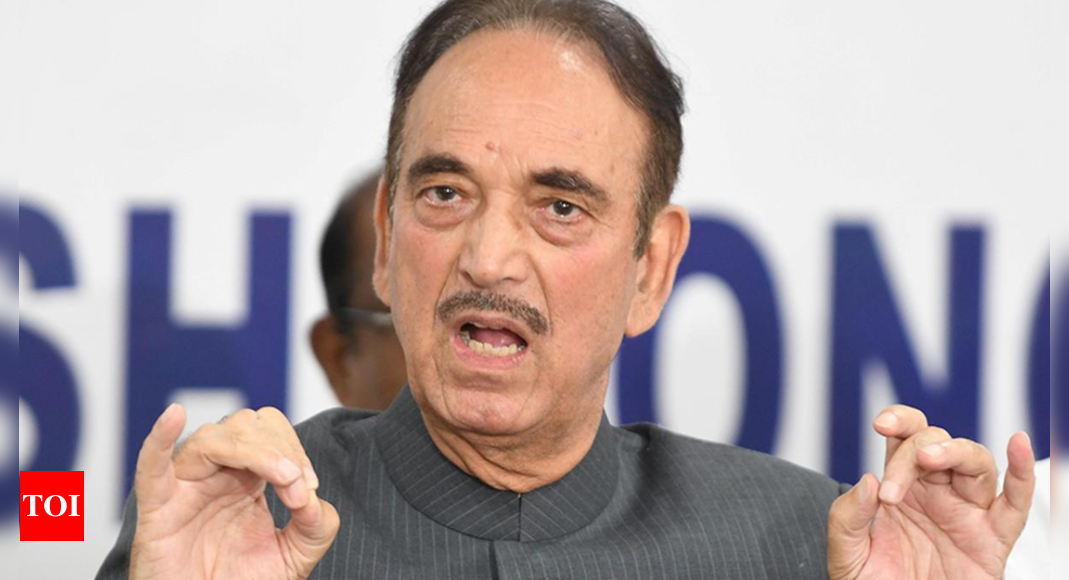 azad-shift-kashmiri-pandit-employees-to-jammu-till-situation-improves