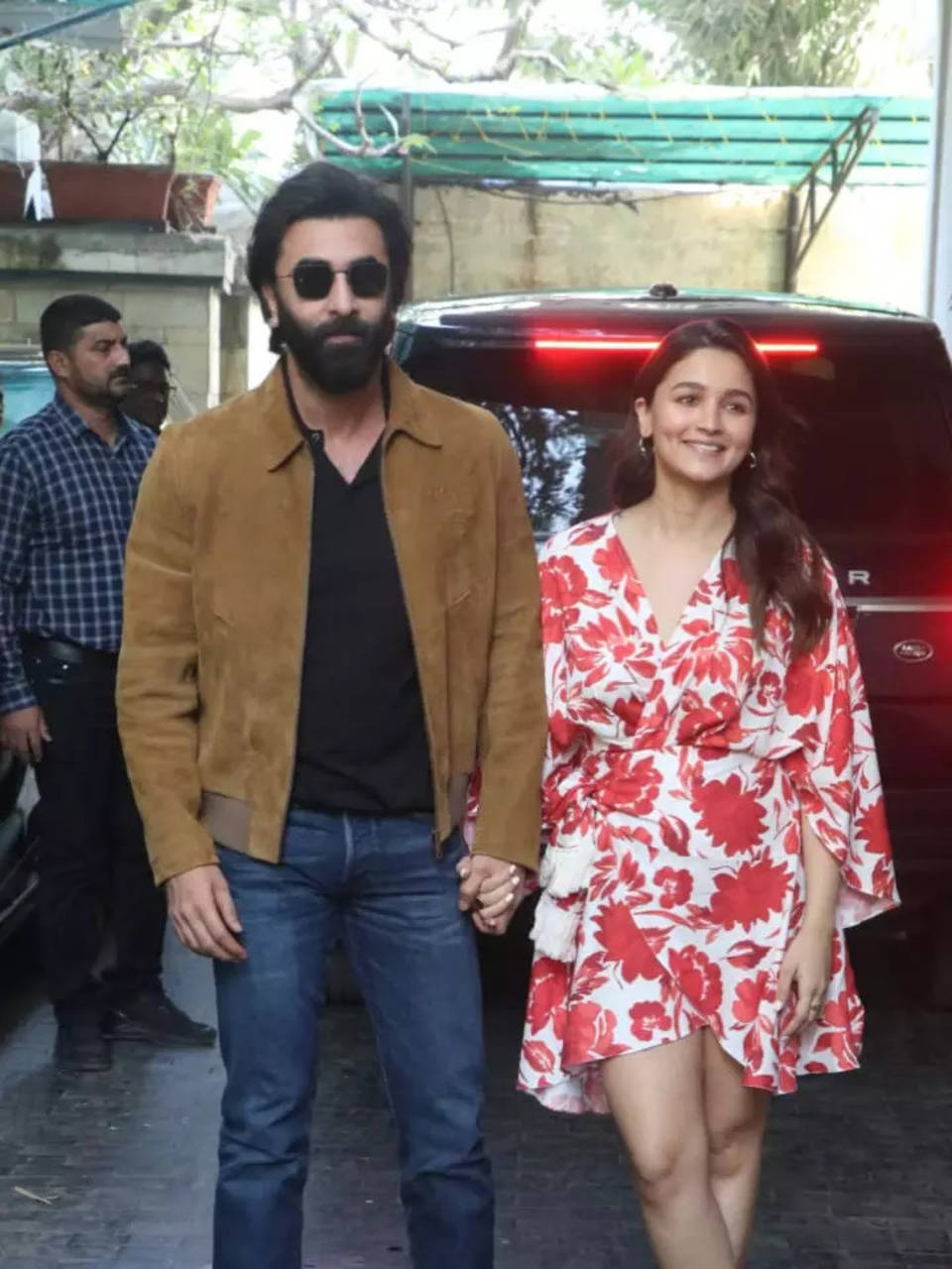 Loved Alia Bhatt's mini dress for Kapoor family's Christmas lunch