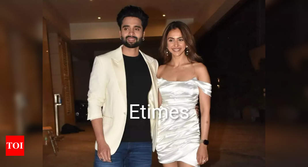 Rakul Preet Singh’s love-filled birthday wish Jackky Bhagnani, says he’s her ‘calming factor’ – Pic inside – Times of India