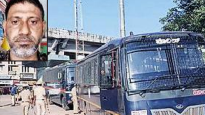 Surathkal trader in Mangaluru killed, curb orders till Tuesday