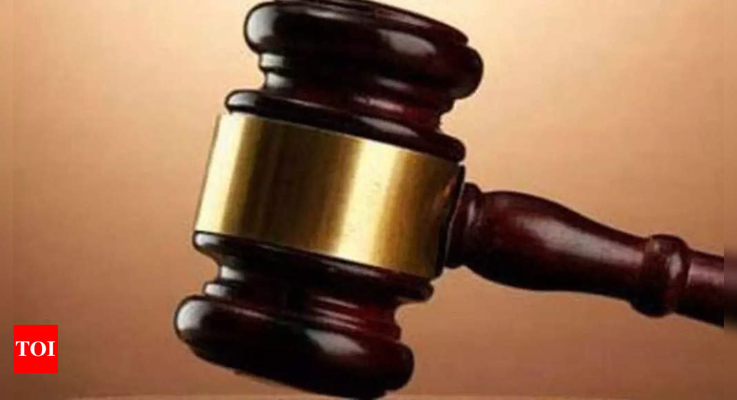 दिल्ली की अदालत ने धोखाधड़ी के मामले में तथ्यों को छुपाने के आरोप में व्यक्ति को जमानत देने से इनकार किया |  दिल्ली समाचार – टाइम्स ऑफ इंडिया