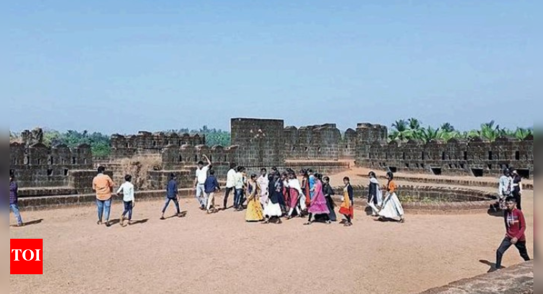 North Karnataka destinations witness surge in year-end tourist footfall ...