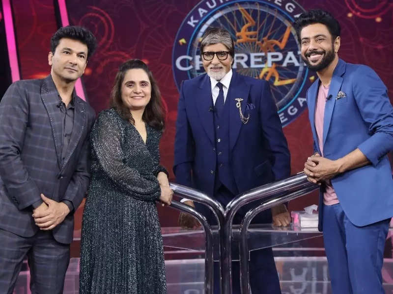 Amitabh Bachchan Gets Emotional Announcing 'Kaun Banega Crorepati 14 ...