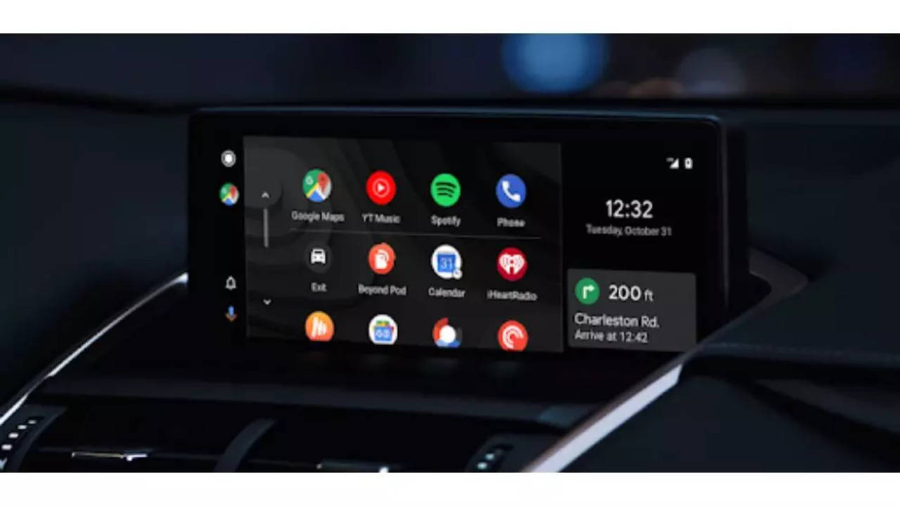 Google's got your wheel: Android Auto will fit to any display size