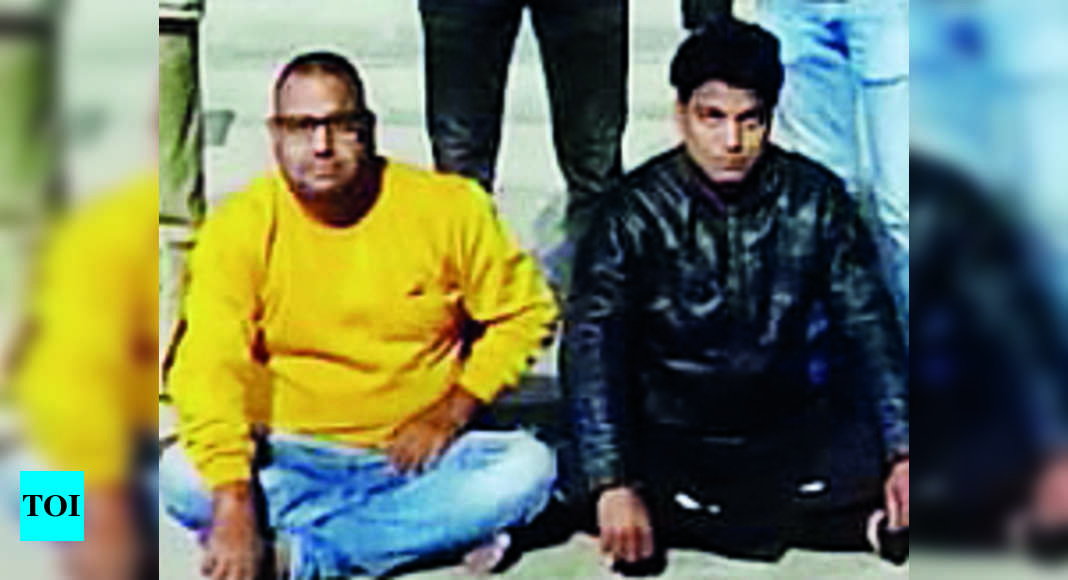 आदमी को पीटने के आरोप में दो गिरफ्तार, लाइव वीडियो रिकॉर्ड कर रहे हैं |  जयपुर समाचार – टाइम्स ऑफ इंडिया