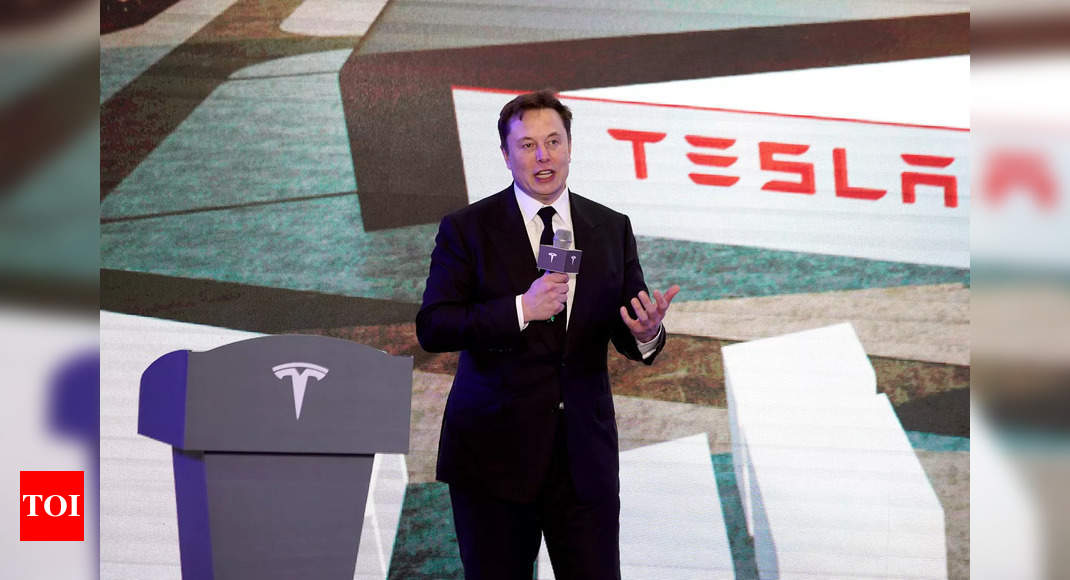 Tesla shares extend losses on demand worries in China – Times of India