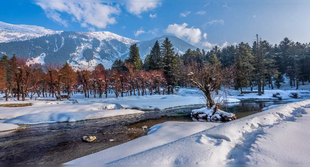 In pictures: Stunning places in Kashmir one must visit this winter
