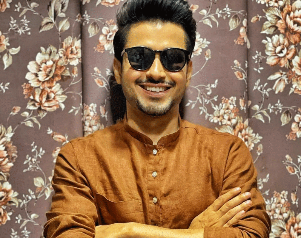
Amol Parashar on his New Year plans! Says there’s that pressure to make a cooler plan
