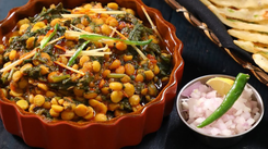 Watch: How to make Chana Dal Palak