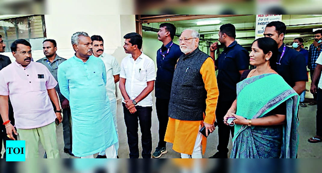 Prahlad Prahlad Modi Kin Visit Hill Temple Return To Ahbad Mysuru News Times Of India