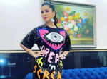 Sunny Leone flaunts her flawless beauty in these trending outfits, glamorous pictures are must-see