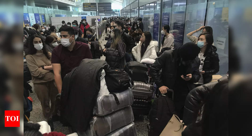 Covid-19 : Hong Kong demande au Japon de lever les interdictions d’aéroport, 60 000 voyageurs concernés