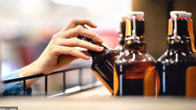 Liquor flowing around 4-5 times average monthly consumption in Mumbai metropolitan region