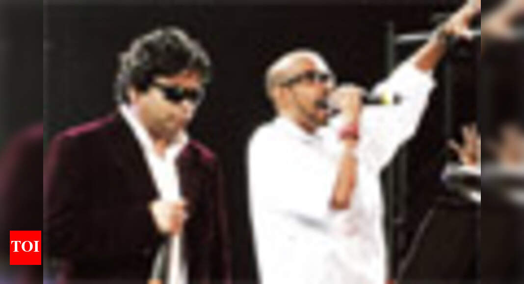 Blaaze raps to support Anna Hazare | Hindi Movie News - Times of India