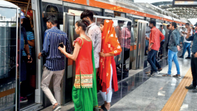 Mind the stat gap: Metro aim: 6.69 lakh riders; reality: 30,000