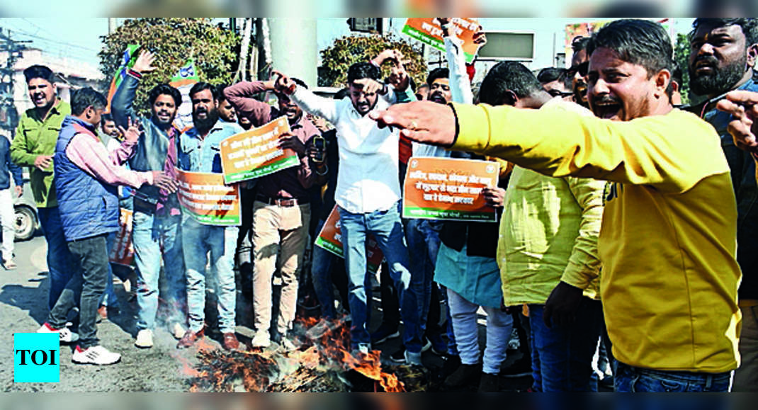 भाजपा, आजसू-पी ने राज्य सरकार पर सभी मोर्चों पर विफल होने का आरोप लगाया  रांची समाचार – टाइम्स ऑफ इंडिया