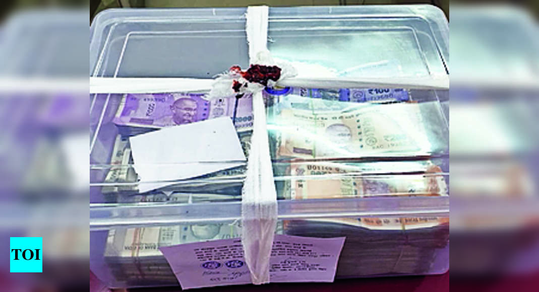 शहर में पेपर लीक आरोपी के सहयोगी से ₹19l ज़ब्त, 1 गिरफ्तार |  जयपुर समाचार – टाइम्स ऑफ इंडिया