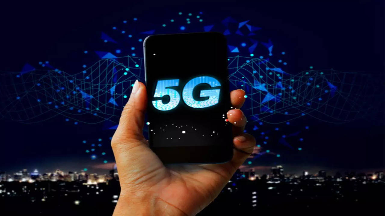 5G smartphones reach 14% of U.S. sales as average price drops by 30%