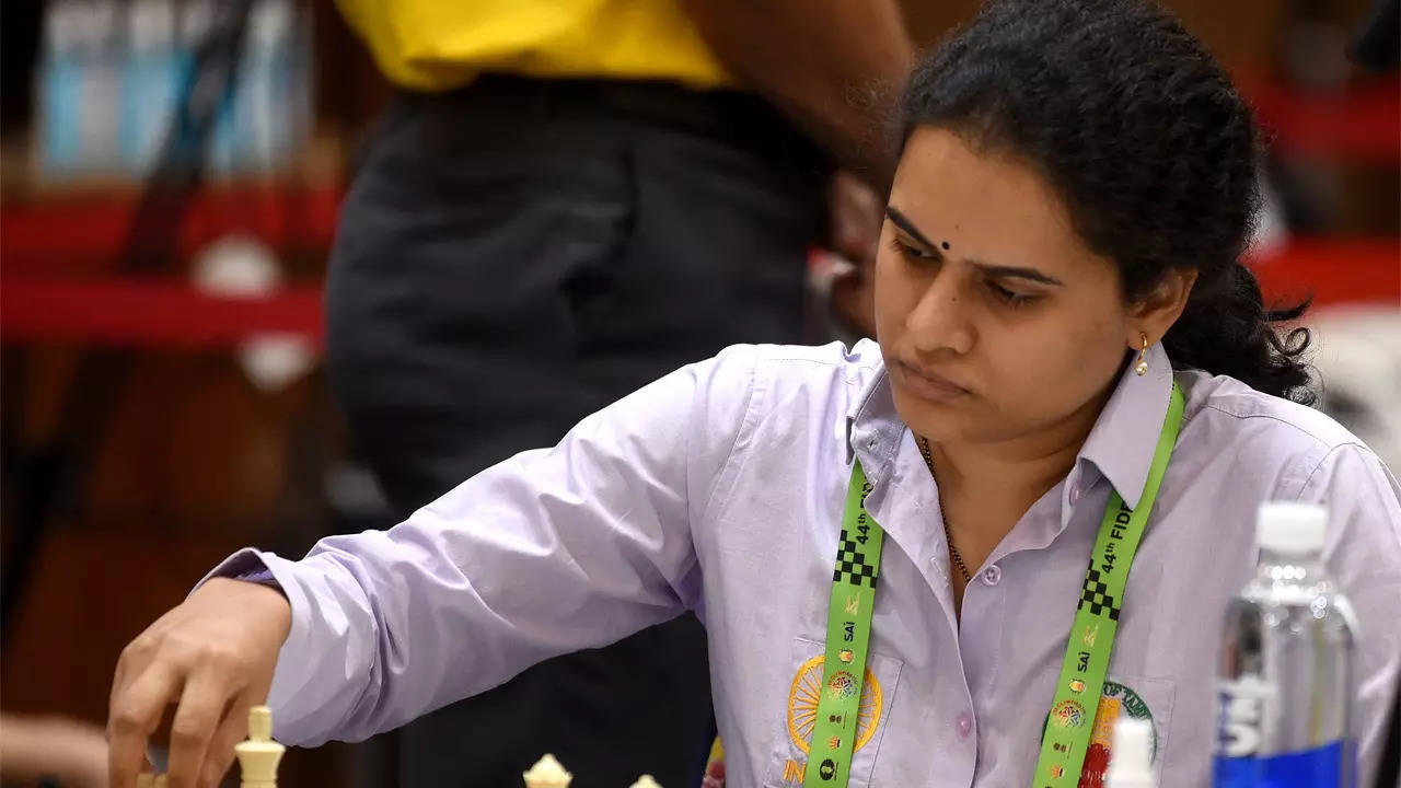 World Blitz Chess Championship: India's Koneru Humpy wins silver in women's  section