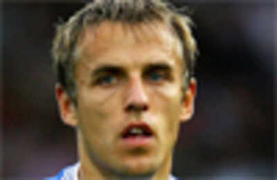 Phil Neville, Phil Neville Stats Pics & Videos EPL 2011 | Football News