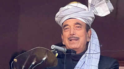 No basis at all, says Azad after buzz of rejoining Congress