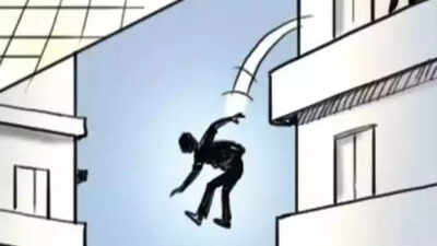 Senior citizen jumps to death from sixth floor flat in Maharashtra's Thane