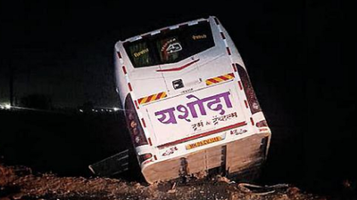 27 Ichalkaranji students injured in Baramati bus accident in Kolhapur
