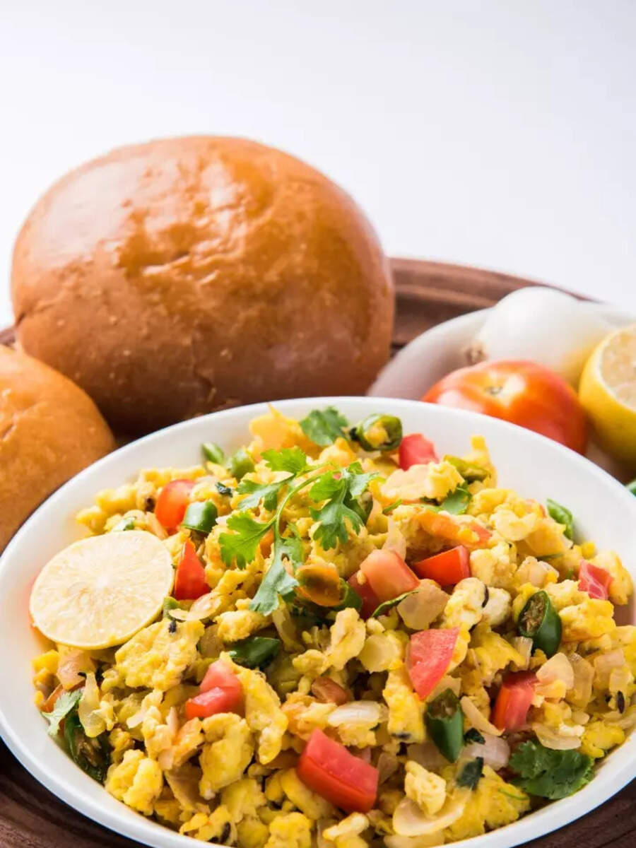 How to make MumbaiStyle Egg Bhurji Times of India