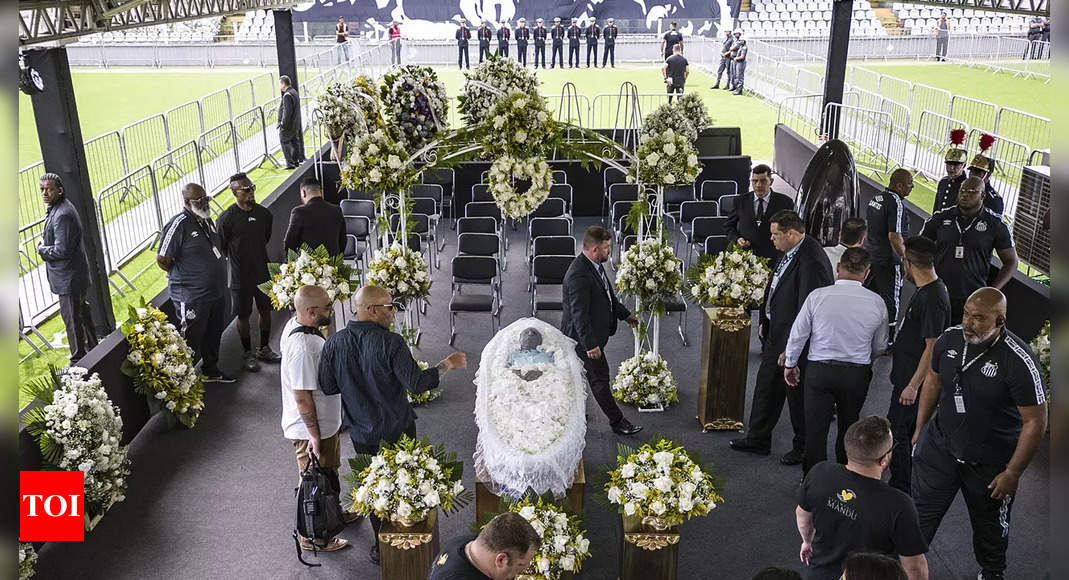 Brazil begins paying final respects to football giant Pele | Football News – Times of India