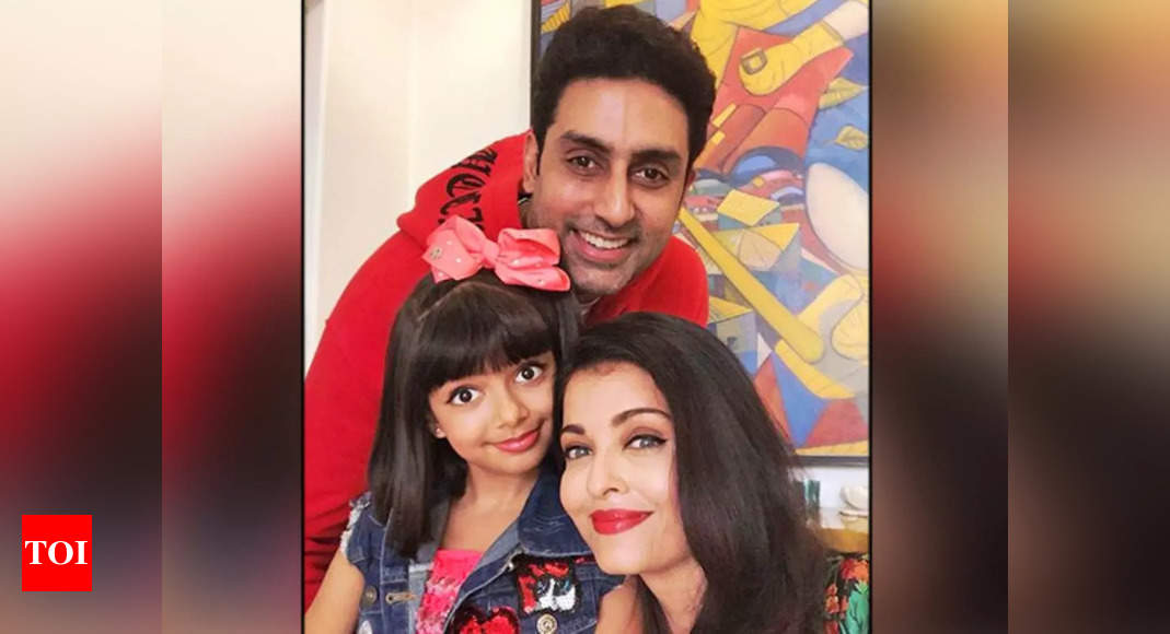Abhishek and Aishwarya Rai Bachchan along with Aaradhya spotted in New York for the New Year – Pics inside – Times of India