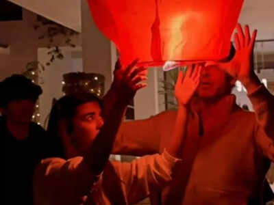 Hrithik Roshan, Saba Azad embrace the new year with flying lantern - Watch video