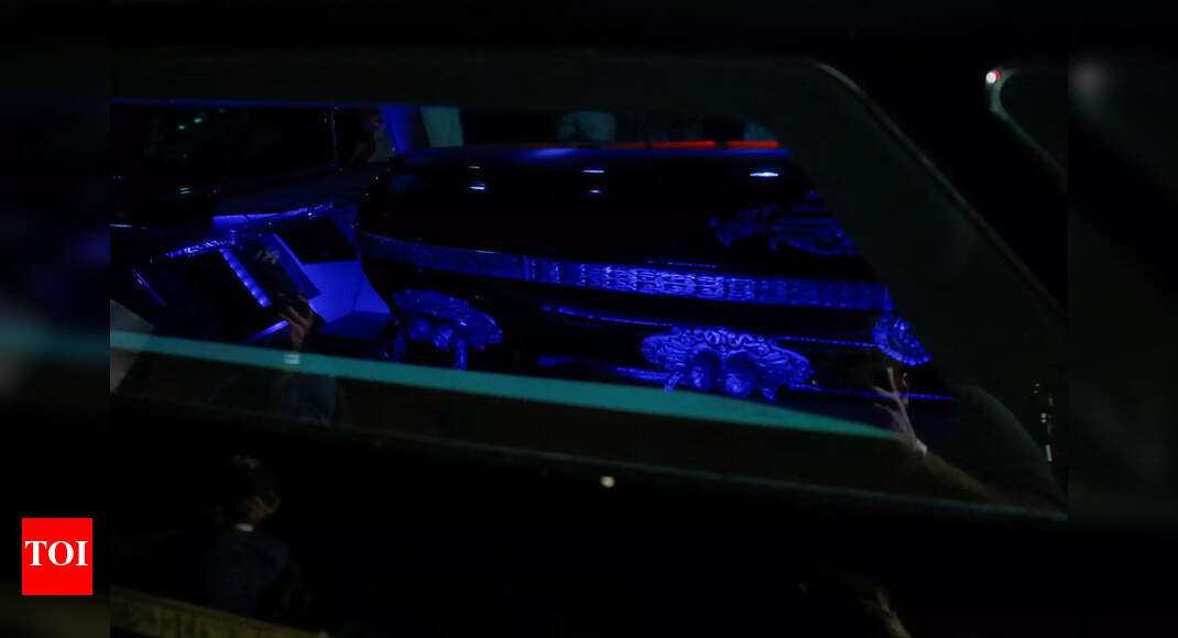 Brazilians mourn Pele at the stadium where he got his start