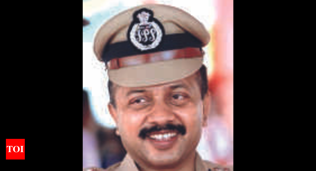 देवेन भारती बन सकते हैं मुंबई के विशेष पुलिस आयुक्त |  मुंबई समाचार – टाइम्स ऑफ इंडिया