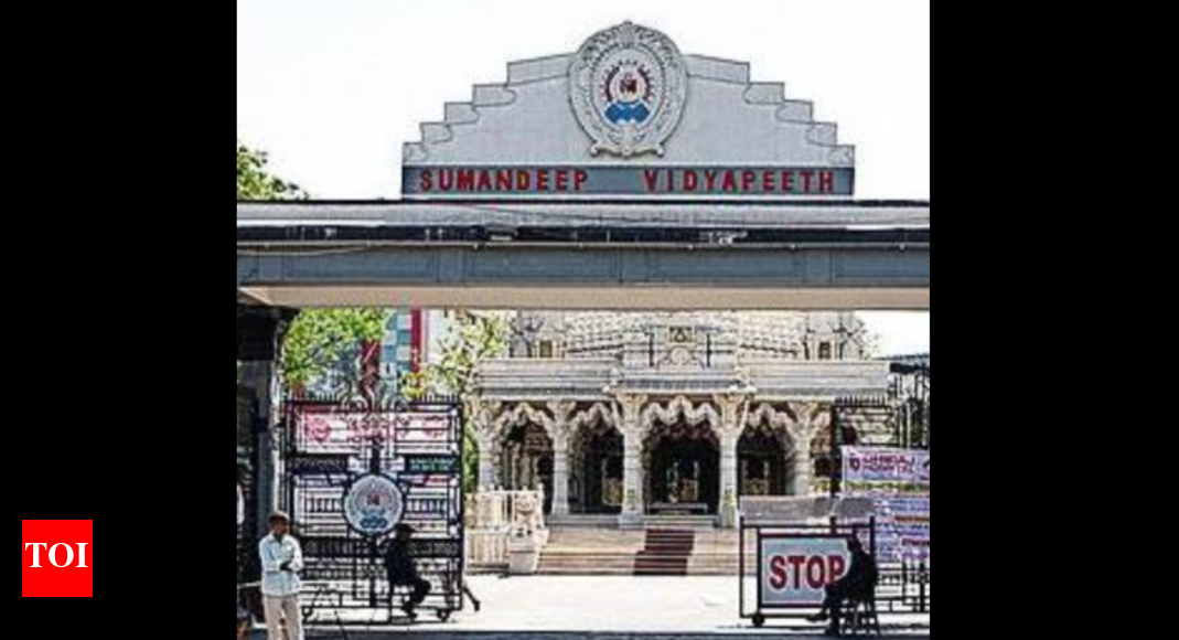 सुमनदीप रैगिंग मामला: तीन रेजिडेंट डॉक्टर निलंबित |  वडोदरा समाचार – टाइम्स ऑफ इंडिया