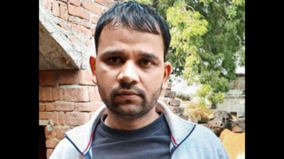 Gangster killed in encounter in Greater Noida