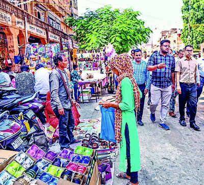 City vendors wait for identification, but no committee yet to do it