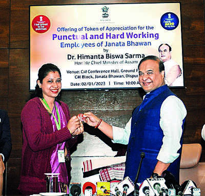 Himanta asks secretariat employees to be punctual