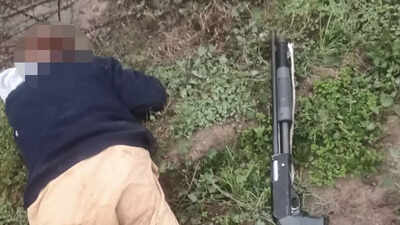 BSF foils infiltration bid, shot dead Pak intruder in Punjab