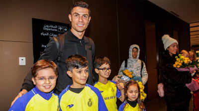 'See you soon': Ronaldo set for hero's welcome in Saudi Arabia