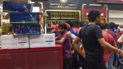 Interim bail granted to five accused in Delhi excise policy case