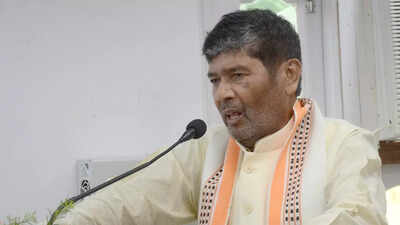Union minister Pashupati Paras meets Amit Shah, discusses Chhapra hooch tragedy
