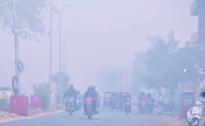 Fog, mist & cold grip Raj, Fatehpur shivers at -1°C