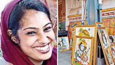 Jasna Salim offers 101 paintings to Guruvayur temple