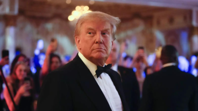 Trump urges Republicans to back McCarthy as US House deadlocked